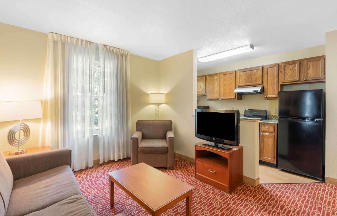 Extended Stay America Suites - Newport News - Yorktown Экстерьер фото